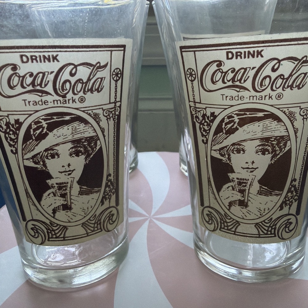Set of 4 Coca Cola Vintage Glasses Recreation 16oz Victorian Lady Flair Drink